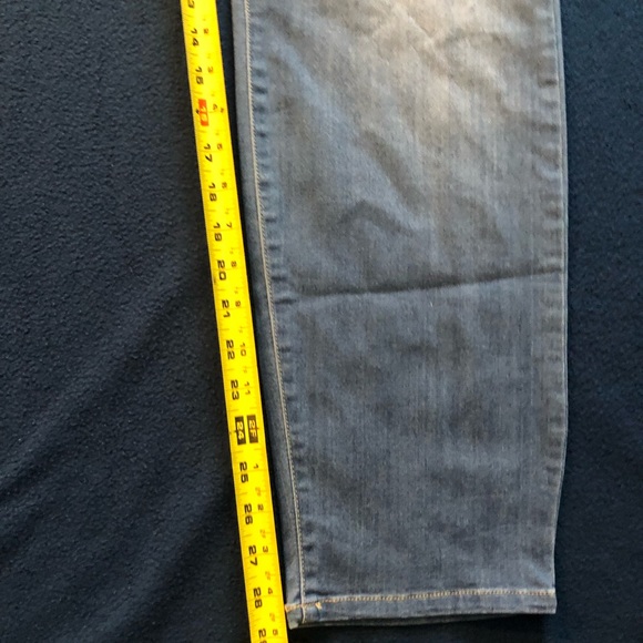 Ms. Cello Jeans - Picture 3 of 8